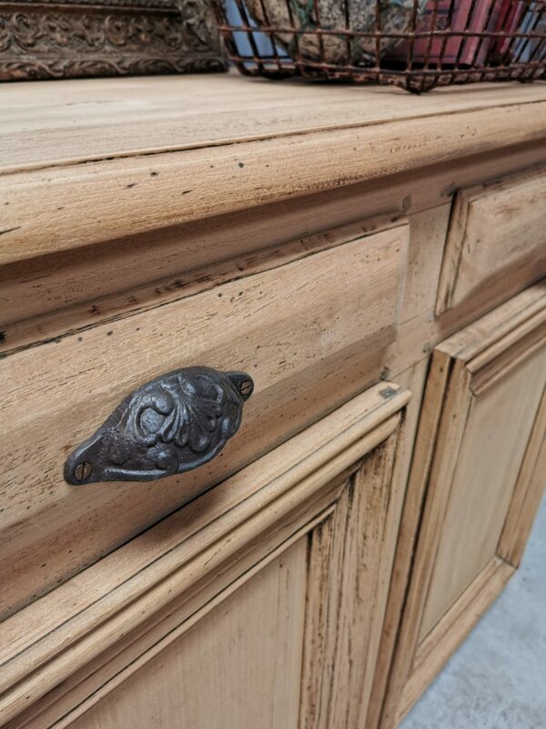 Buffet en orme – Image 4