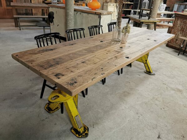 grande table industrielle