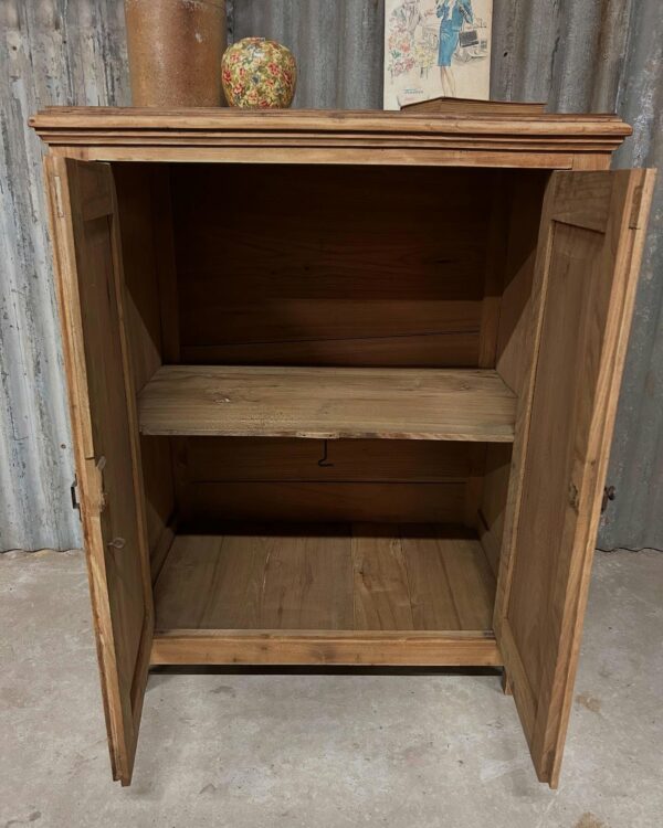 petit buffet en bois