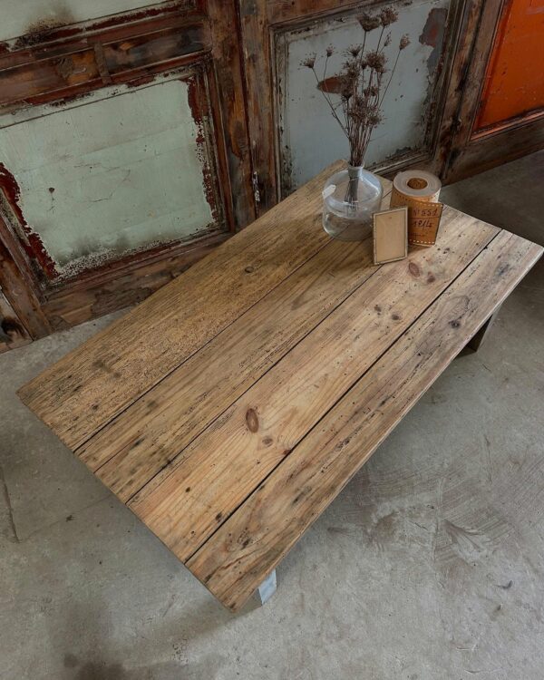 Table basse en pin – Image 2