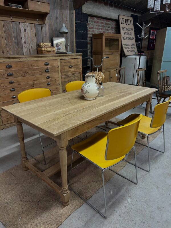 table de ferme en chêne