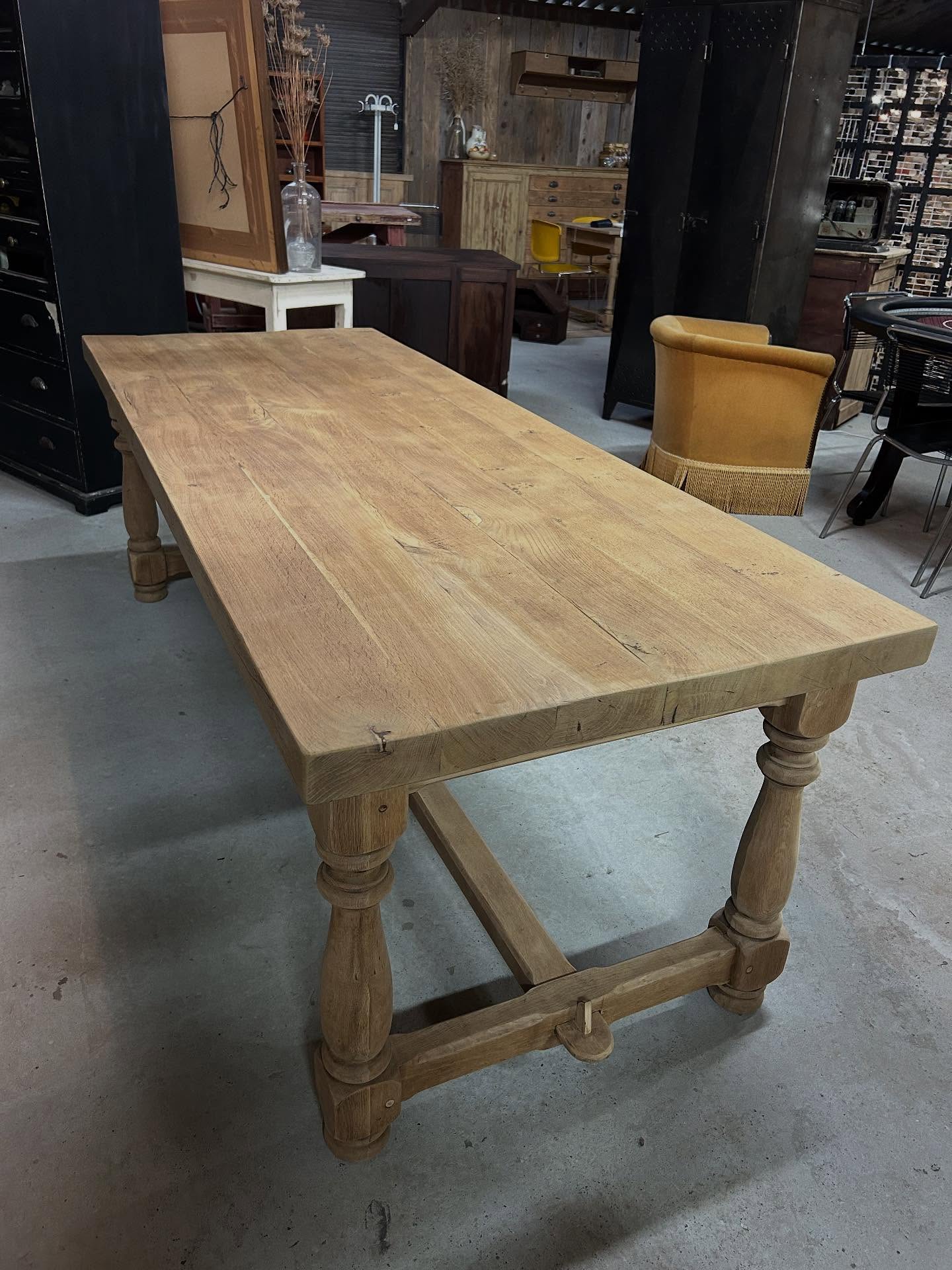 Table de ferme en chêne – Image 2