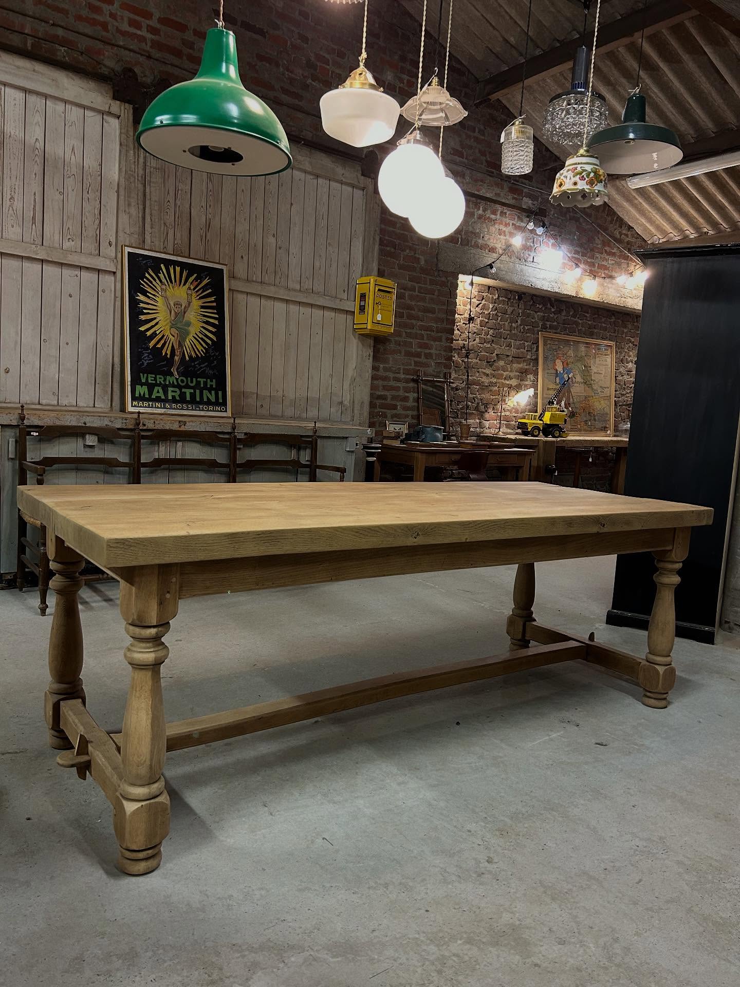 table de ferme en chêne