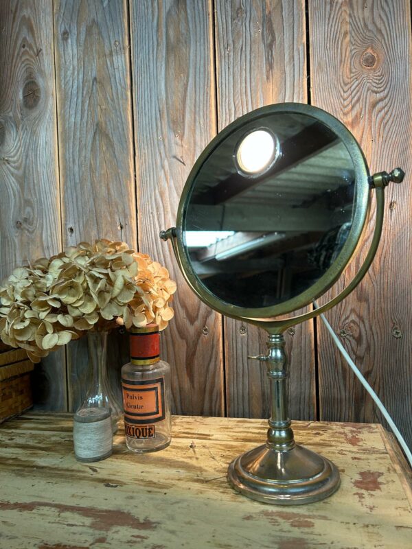 ancien miroir de barbier Brot