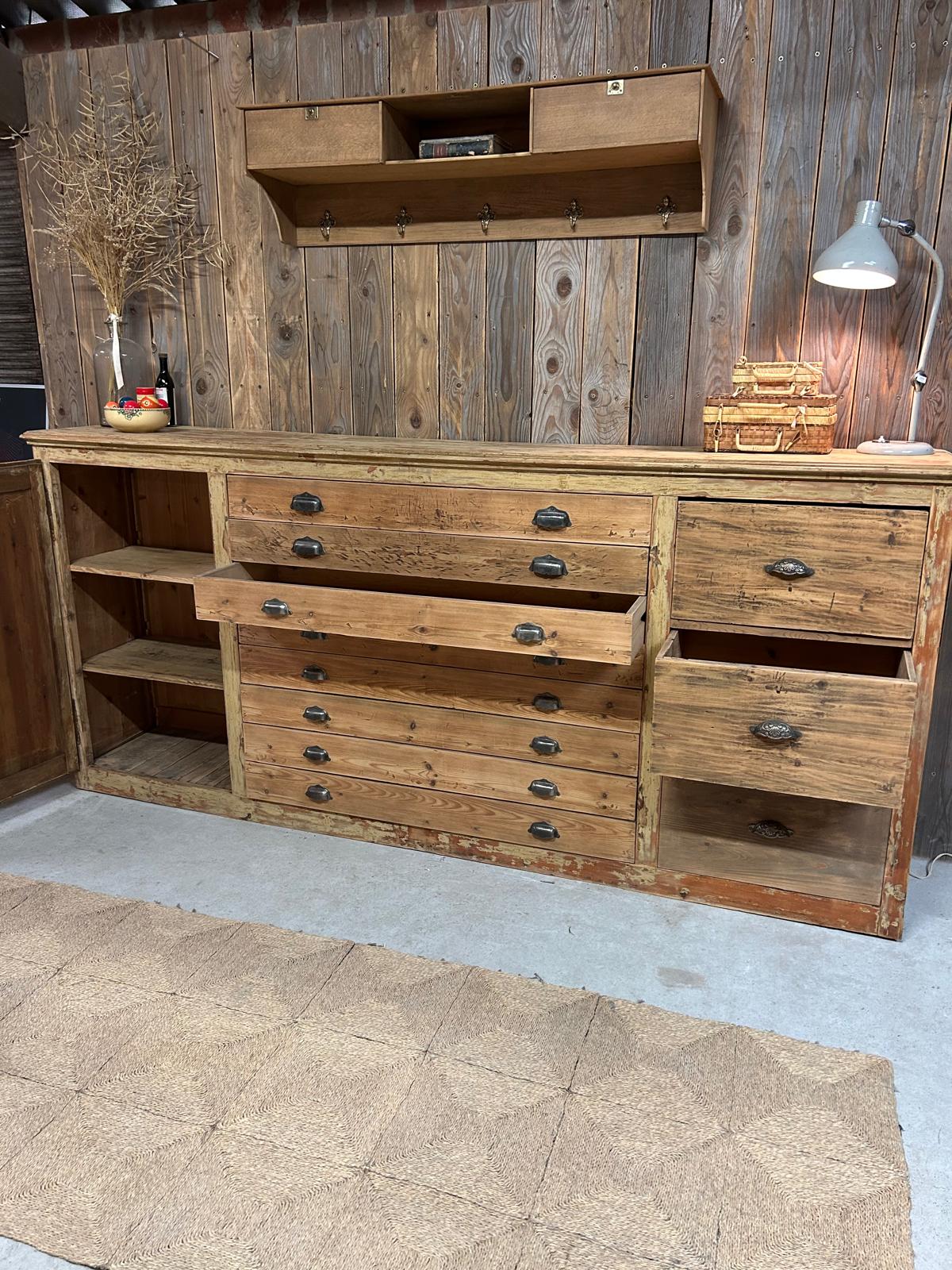 ancien meuble de presbytère