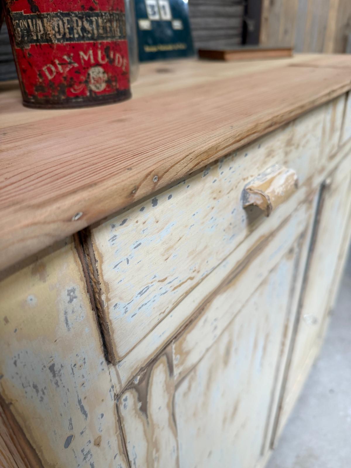 Meuble parisien patiné – Image 7