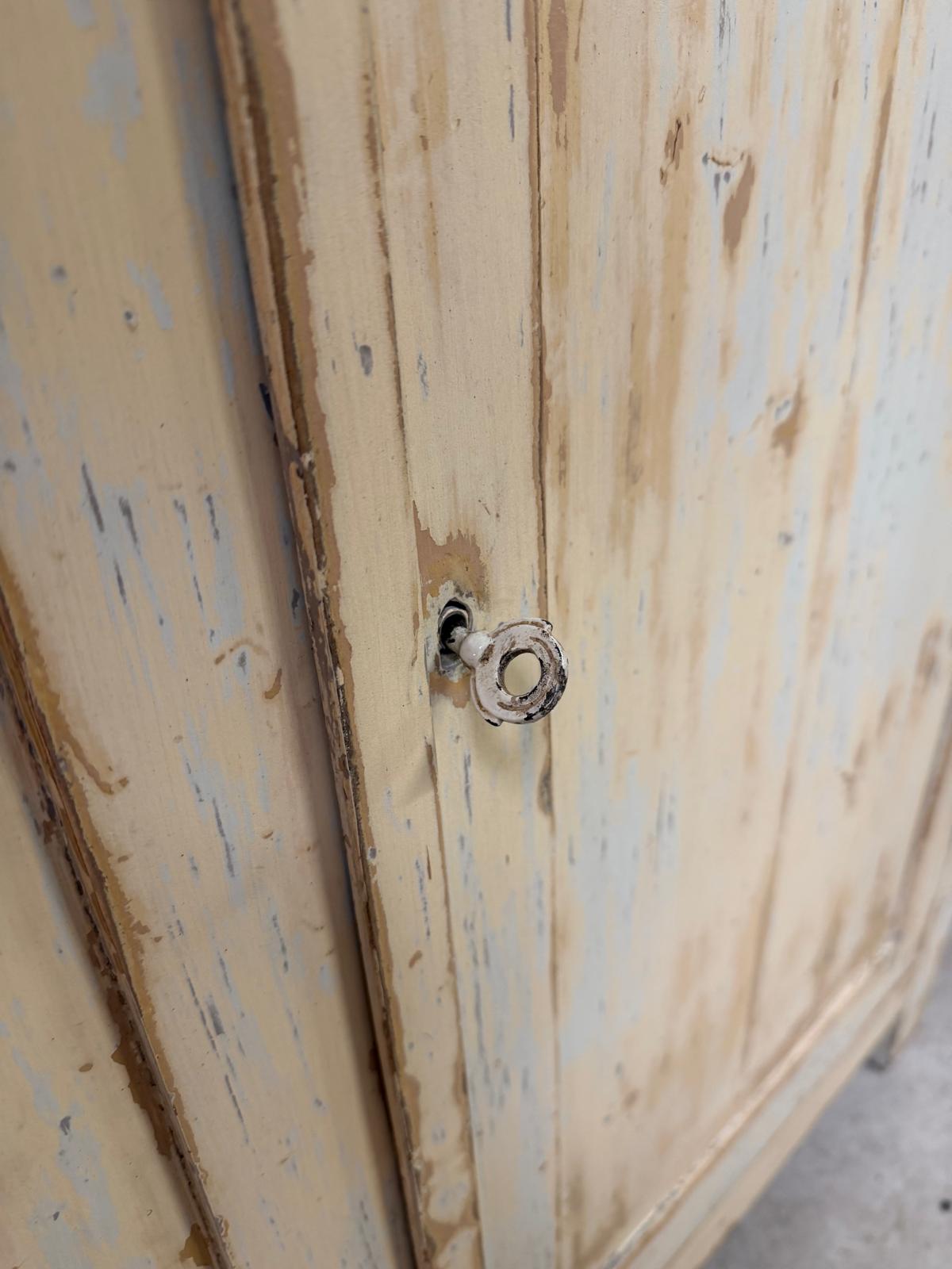 Meuble parisien patiné – Image 6