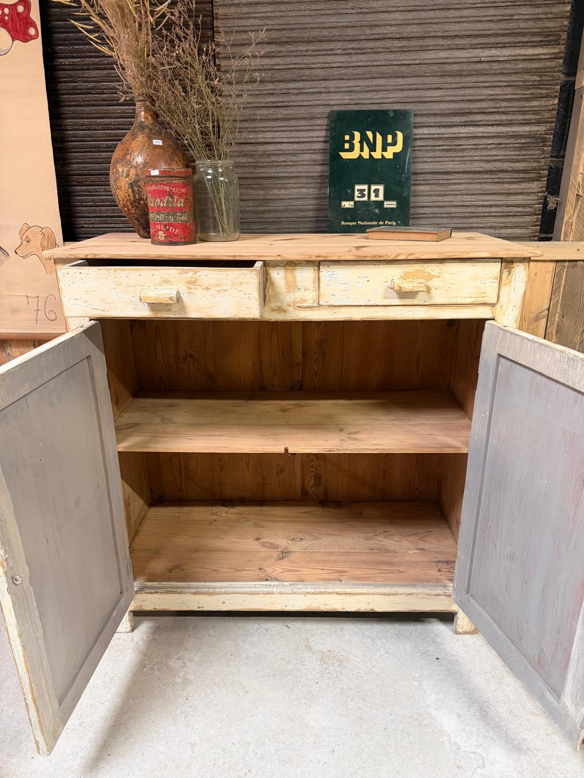 Meuble parisien patiné – Image 4