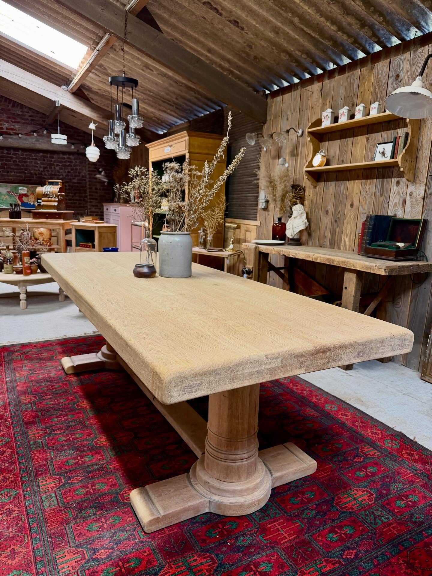 Table en chêne massif – Image 2