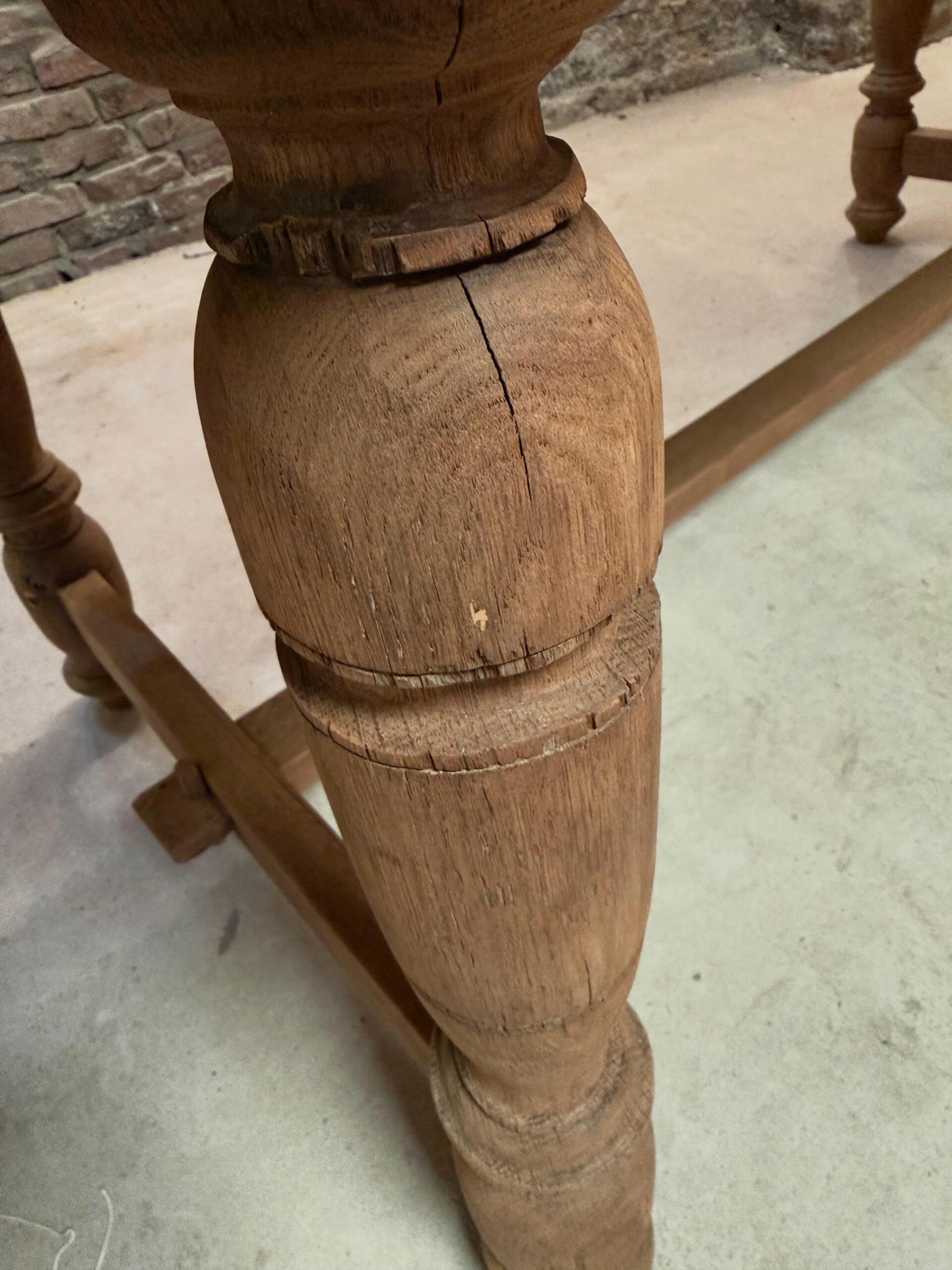 Table de ferme rustique – Image 6