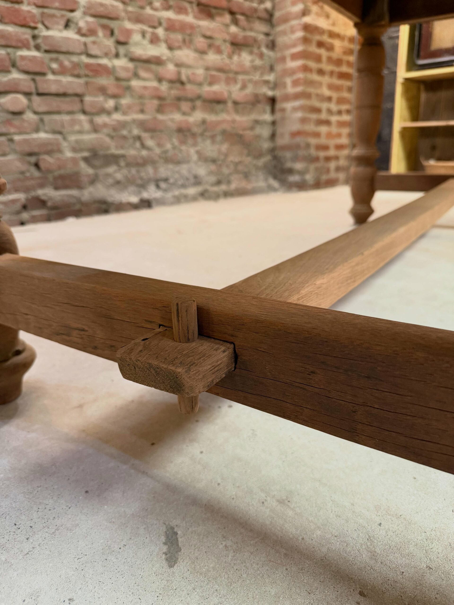 Table de ferme rustique – Image 7