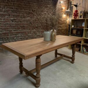 Table de ferme rustique