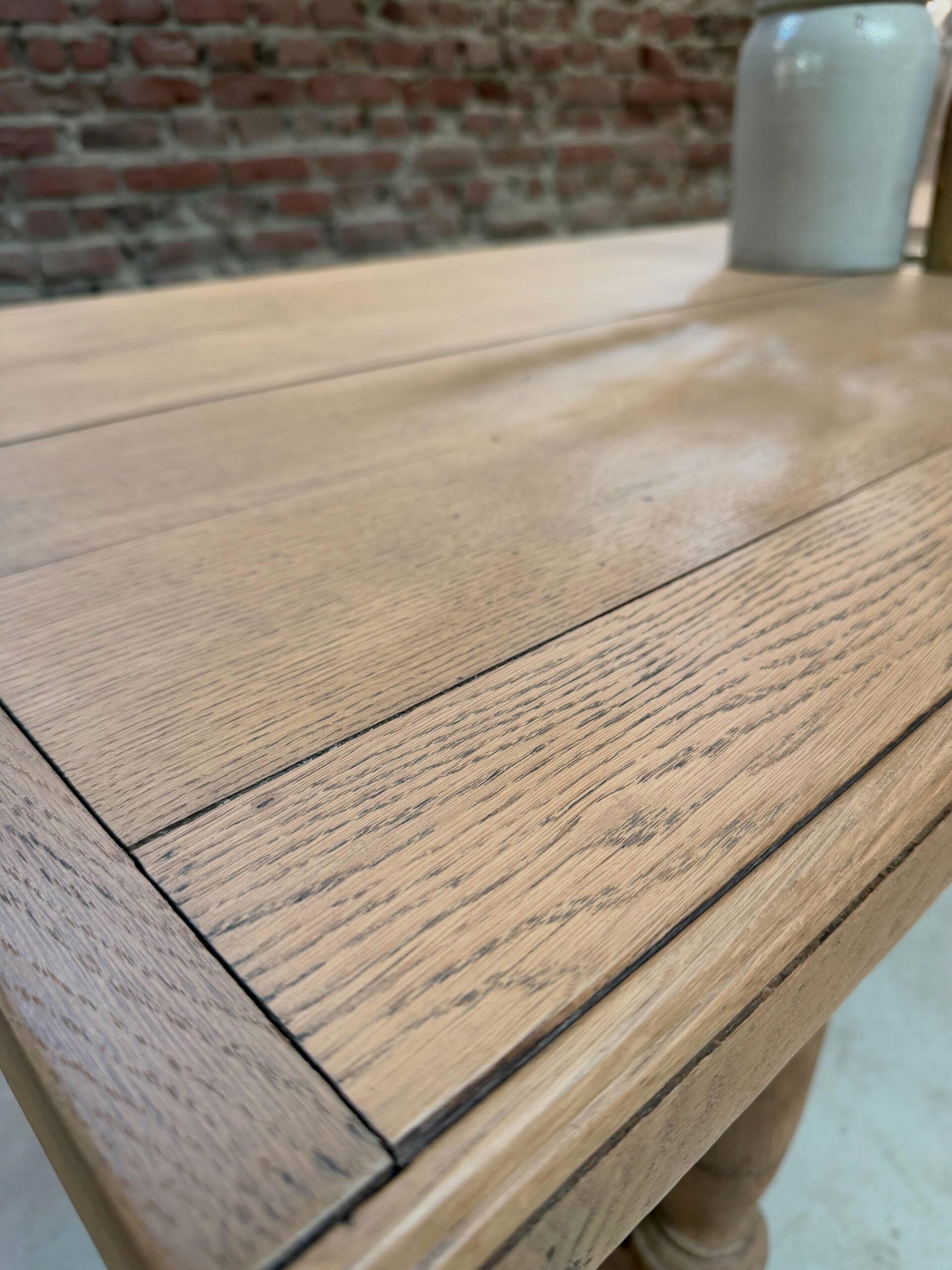 Table de ferme rustique – Image 4