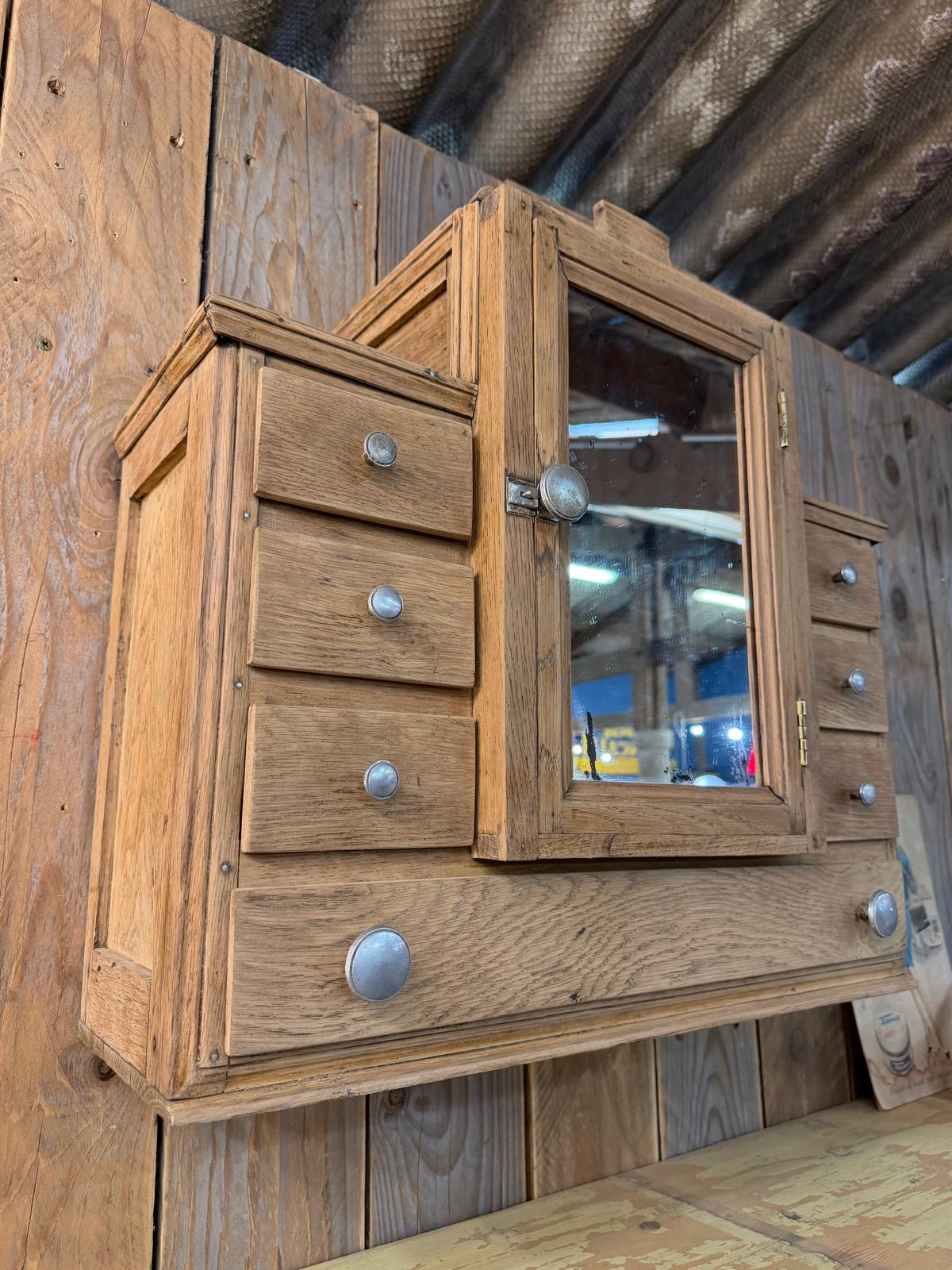 Armoire à pharmacie murale