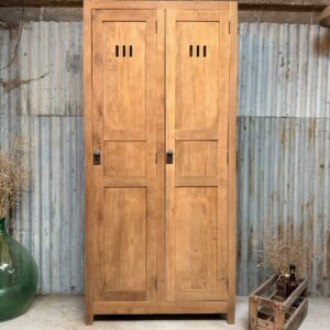 Vestiaire en chêne