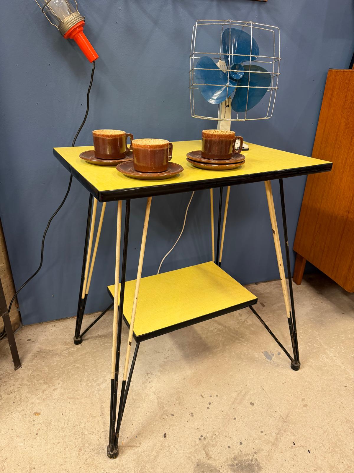 Desserte vintage en formica